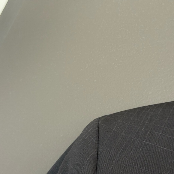 Ted Baker Endurance 39R wool EUC black with light pinstripes and  Purple Lining - Picture 5 of 15